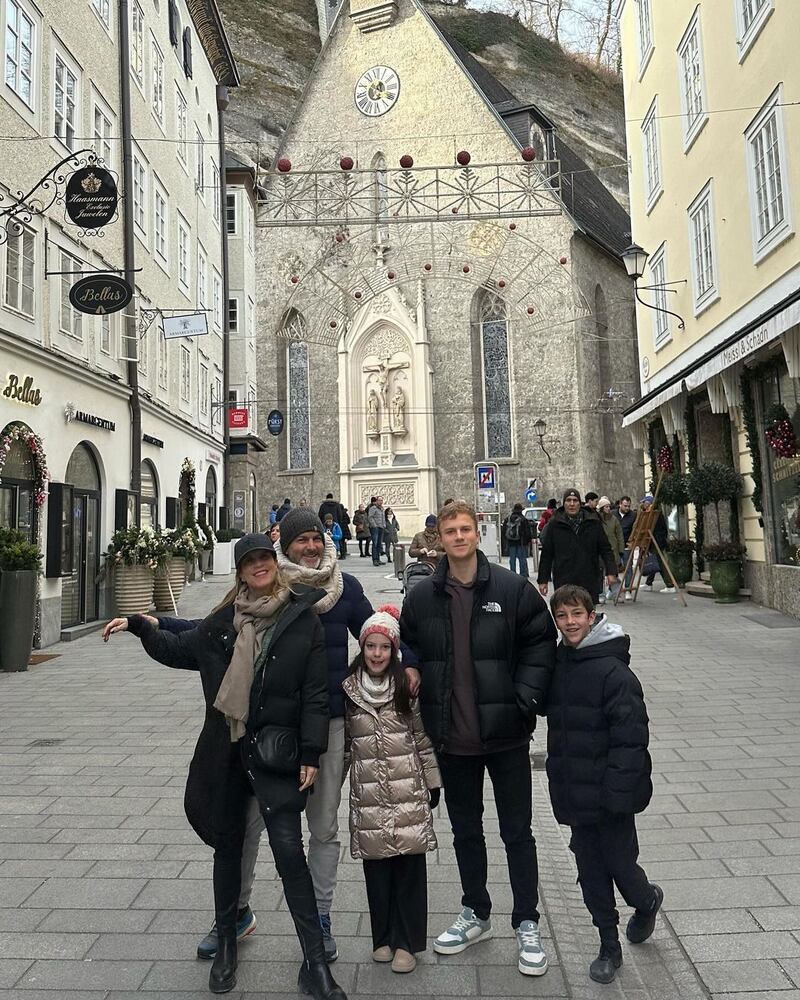 Diana Bolocco y su familia en Salzburgo