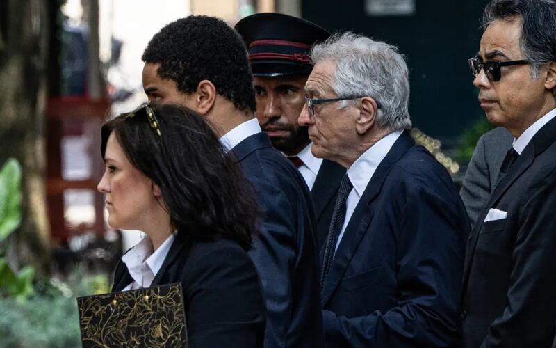 Robert de Niro en el funeral de su nieto.